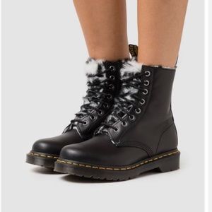 Dr. Martens 1460 8-Eye Serena Boot - Black / Zebra *NWT*